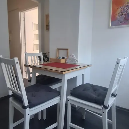 Zlatovo Stan Na Dan Požarevac